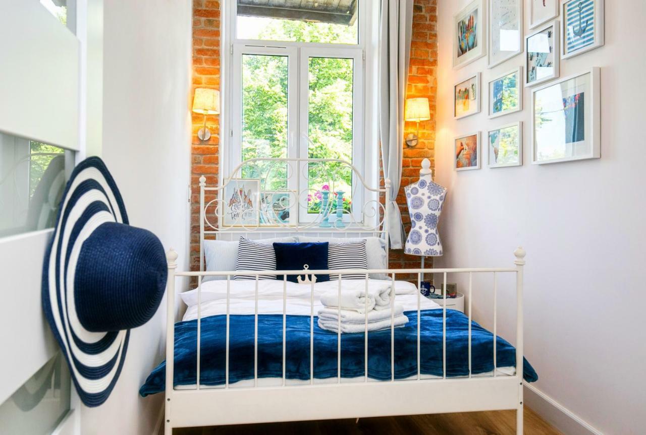 Berg Apartament Red Obok Starego Miasta Gdańsk Buitenkant foto