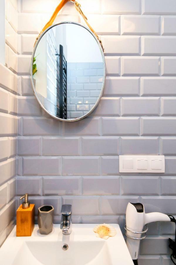 Berg Apartament Red Obok Starego Miasta Gdańsk Buitenkant foto