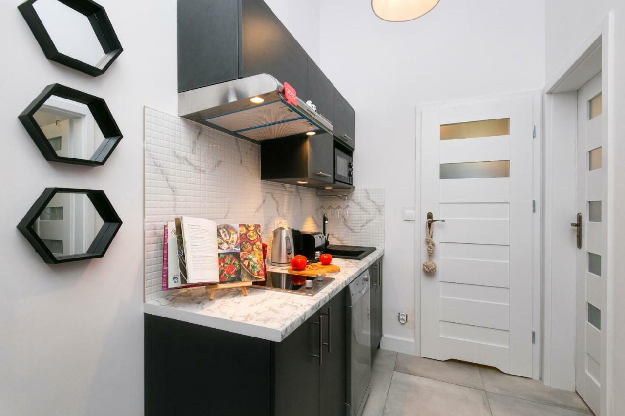 Berg Apartament Red Obok Starego Miasta Gdańsk Buitenkant foto